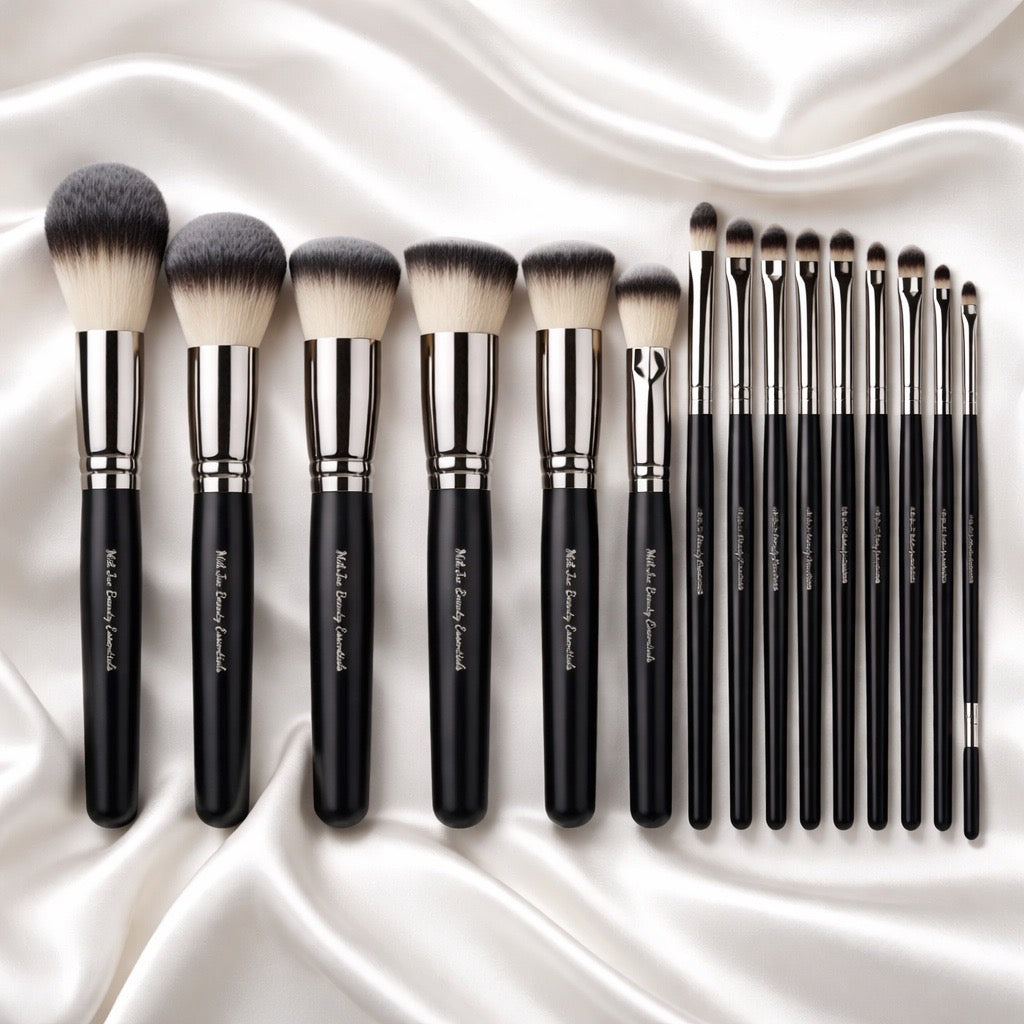 Premium Black Eco-Friendly Makeup Brush Set with Makeup Bag