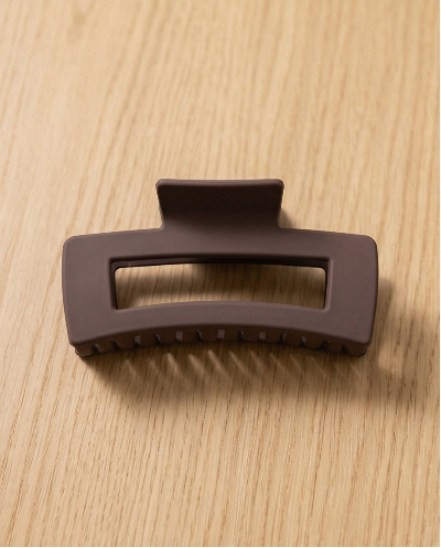 Mili Jae Large Shark Claw Hair Clip