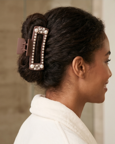 Mili Jae Large Shark Claw Hair Clip with Pearls