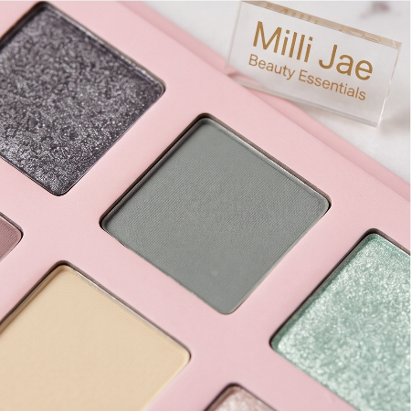 Soft Bloom 6-Color Eyeshadow Palette