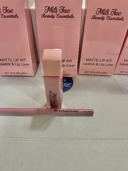 Matte Lip Kit (Lipstick + Lip Liner) 2 in 1